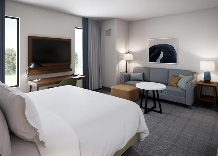 Hotel Staybridge Airport By Ihg