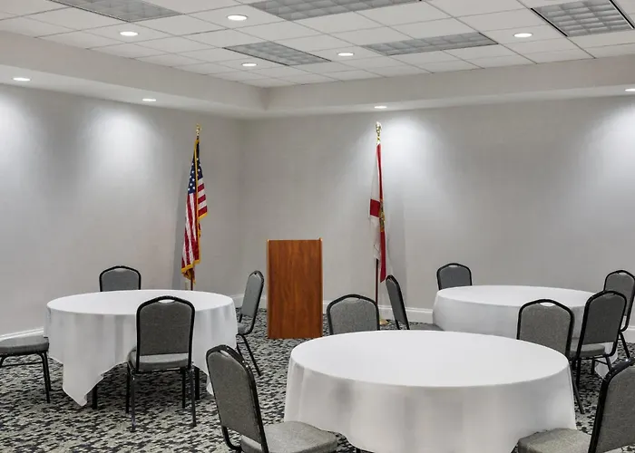 Staybridge Airport By Ihg 3* Pensacola