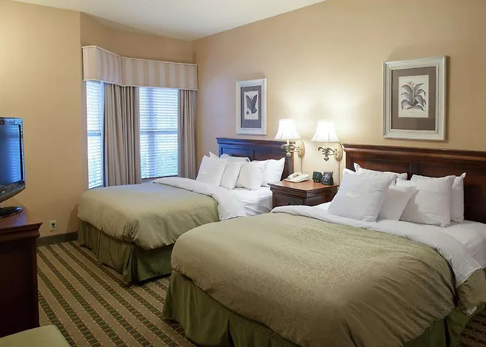 Hotel Staybridge Airport By Ihg